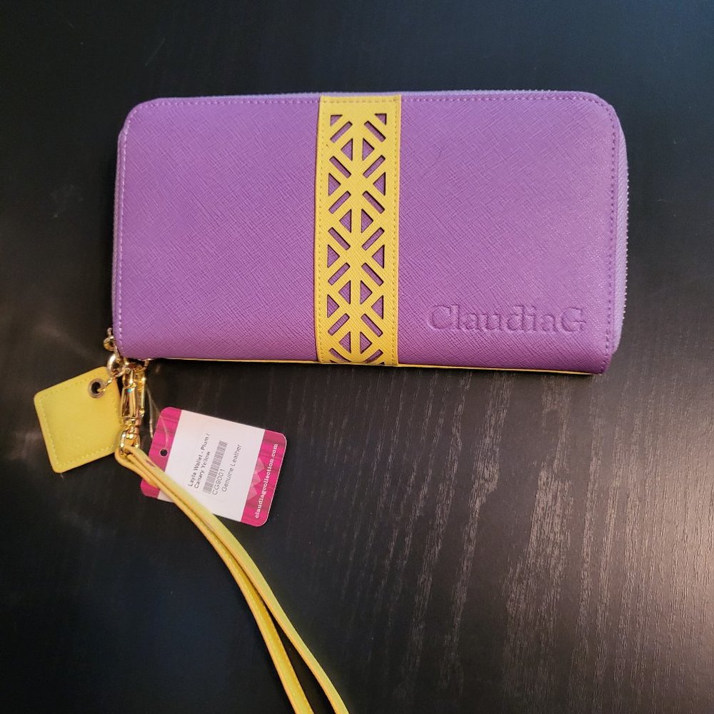 Claudia G Layla wallet